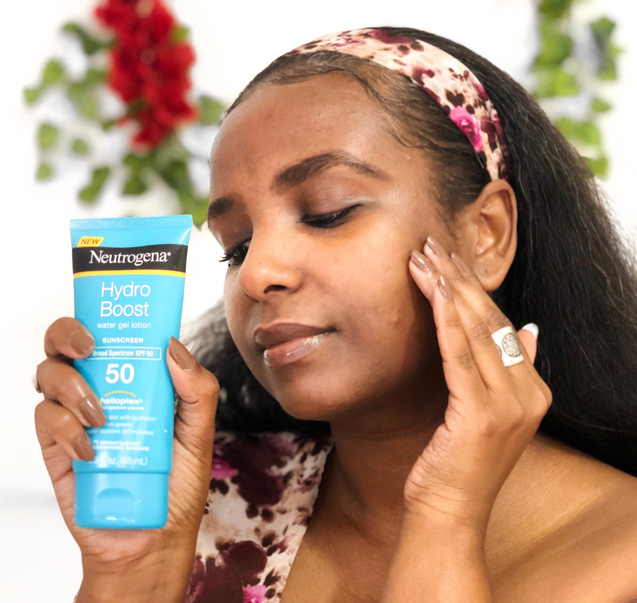 Neutrogena Hydro Boost Water Gel Lotion Sunscreen SPF 50 image 1