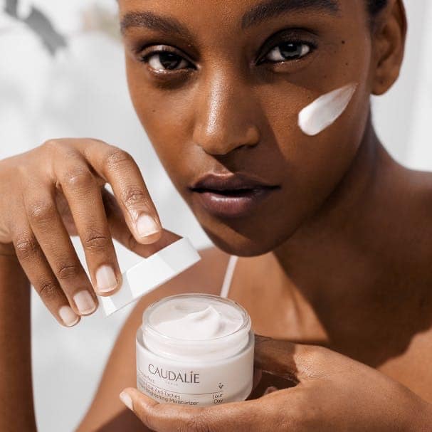Caudalie Vinoperfect Dark Spot Niacinamide Moisturiser 50ml image 3