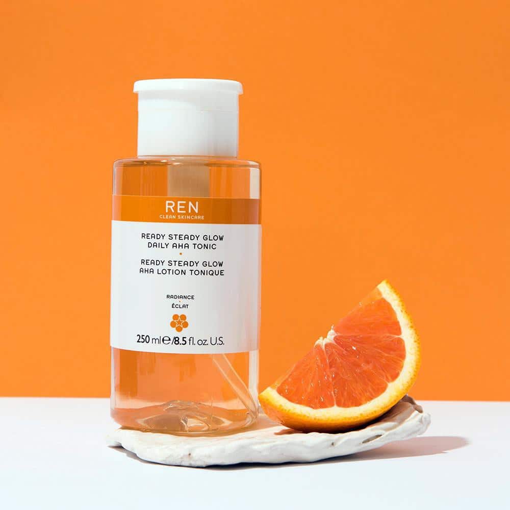 REN Ready Steady Glow AHA Tonic image 3