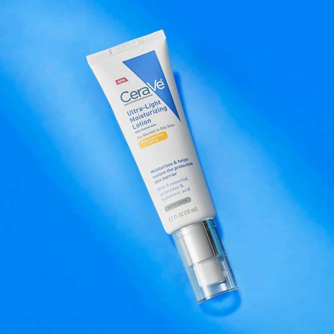 CeraVe Ultra-Light Moisturizing Lotion SPF 30 image 1