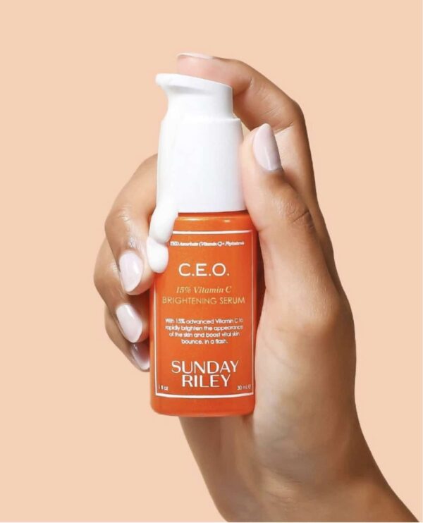 Sunday Riley C.E.O. 15% Vitamin C Brightening Serum - Image 3