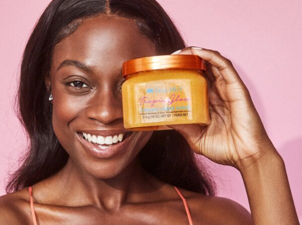 Tree Hut Tropic Glow Firming Sugar Scrub - Image 2